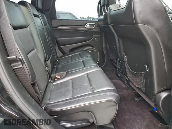 ✅ 2018 Jeep Grand Cherokee Overland • VIN: 1C4RJECG7JC365916 • Лот: 95706145. Опубликован ранее на Copart с пробегом 110 157 миль. Бесплатный доступ к архиву аукционных продаж из США и подробный отчёт об истории автомобиля на DreamBid. Изображение 11.