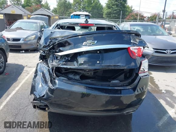 ✅ 2017 Chevrolet Impala Premier • VIN: 2G1145S3XH9102882 • Lot: 43009835. Listed on IAAI with 119,316 mi. Free auction sales archive from the USA and detailed vehicle history report at DreamBid. Image 16.
