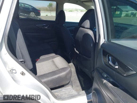 ✅ 2017 Nissan Rogue SV • VIN: 5N1AT2MT3HC877423 • Лот: 42073119. Опубликован ранее на IAAI с пробегом 100 492 миль. Бесплатный доступ к архиву аукционных продаж из США и подробный отчёт об истории автомобиля на DreamBid. Изображение 8.