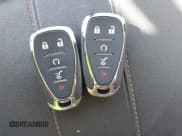 ✅ 2021 Chevrolet Traverse LT Cloth • VIN: 1GNEVGKW3MJ261227 • Lot: 43453989. Wystawiony na IAAI z przebiegiem 52 787 mil. Bezpłatny archiwum sprzedaży aukcyjnych z USA i szczegółowy raport historii pojazdu na DreamBid. Zdjęcie 11.