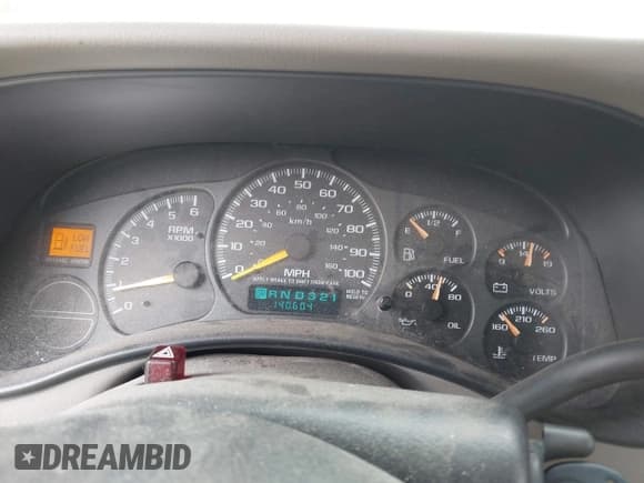 ✅ 2001 Chevrolet Suburban LS • VIN: 3GNFK16T81G225752 • Лот: 43053280. Опубликован ранее на IAAI с пробегом 140 604 миль. Бесплатный доступ к архиву аукционных продаж из США и подробный отчёт об истории автомобиля на DreamBid. Изображение 7.