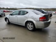 ✅ 2008 Dodge Avenger SXT • VIN: 1B3LC56K38N190869 • Лот: 79161624. Опубликован ранее на Copart с пробегом 152 567 миль. Бесплатный доступ к архиву аукционных продаж из США и подробный отчёт об истории автомобиля на DreamBid. Изображение 2.