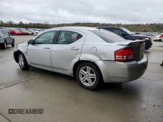 ✅ 2008 Dodge Avenger SXT • VIN: 1B3LC56K38N190869 • Лот: 79161624. Опубликован ранее на Copart с пробегом 152 567 миль. Бесплатный доступ к архиву аукционных продаж из США и подробный отчёт об истории автомобиля на DreamBid. Изображение 2.