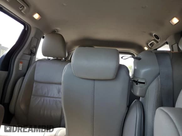 ✅ 2017 Toyota Sienna XLE • VIN: 5TDYZ3DC3HS892364 • Lot: 89808595. Listed on Copart with 114,241 mi. Free auction sales archive from the USA and detailed vehicle history report at DreamBid. Image 10.