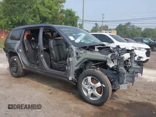 2025 Jeep Grand Cherokee Altitude X с VIN 1C4RJKAG3S8683070, выставлен на аукционе IAAI как лот 42901019 с пробегом Не указан миль и . История ставок и продаж доступна на DreamBid. Изображение 1.