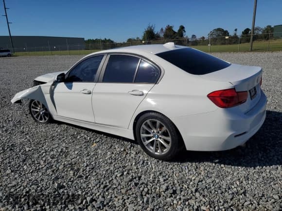 ✅ 2016 BMW 3 Series 320i • VIN: WBA8E1G55GNT38418 • Lot: 82648735. Listed on Copart with Not provided. Free auction sales archive from the USA and detailed vehicle history report at DreamBid. Image 2.