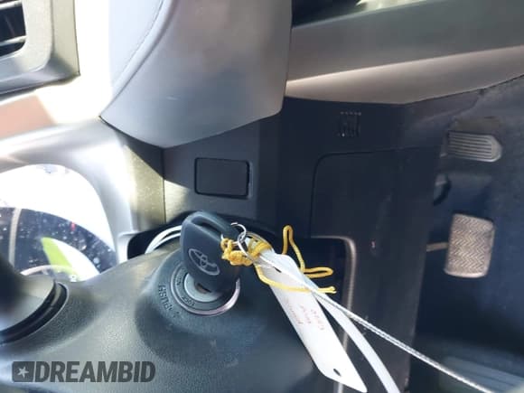 ✅ 2014 Toyota RAV4 LE • VIN: 2T3ZFREV9EW082554 • Lot: 43587692. Listed on IAAI with 144,221 mi. Free auction sales archive from the USA and detailed vehicle history report at DreamBid. Image 11.