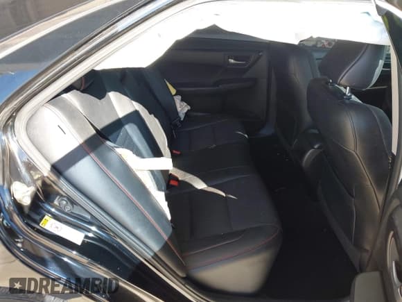 ✅ 2017 Toyota Camry LE • VIN: 4T1BF1FK5HU372052 • Lot: 43559620. Listed on IAAI with 140,109 mi. Free auction sales archive from the USA and detailed vehicle history report at DreamBid. Image 8.