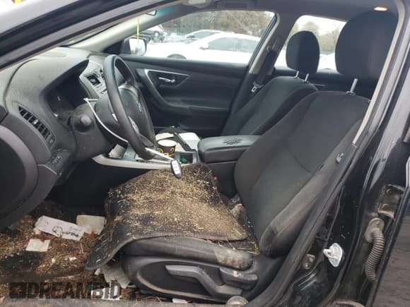 ✅ 2015 Nissan Altima SV • VIN: 1N4AL3AP2FC590871 • Lot: 90828755. Wystawiony na Copart z przebiegiem 156 453 mil. Bezpłatny archiwum sprzedaży aukcyjnych z USA i szczegółowy raport historii pojazdu na DreamBid. Zdjęcie 7.