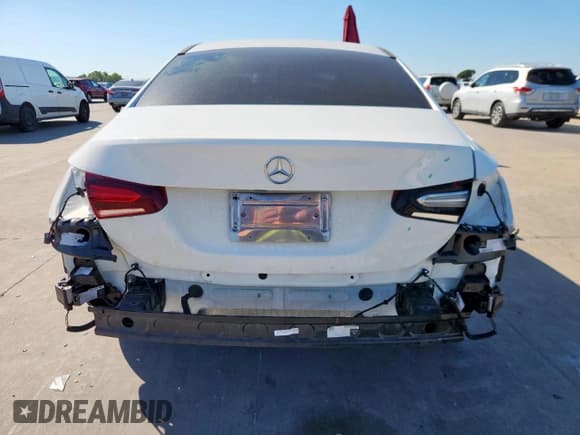 ✅ 2021 Mercedes-Benz A 220 • VIN: W1K3G4EB1MJ313431 • Лот: 81983575. Опубликован ранее на Copart с пробегом 82 603 миль. Бесплатный доступ к архиву аукционных продаж из США и подробный отчёт об истории автомобиля на DreamBid. Изображение 6.