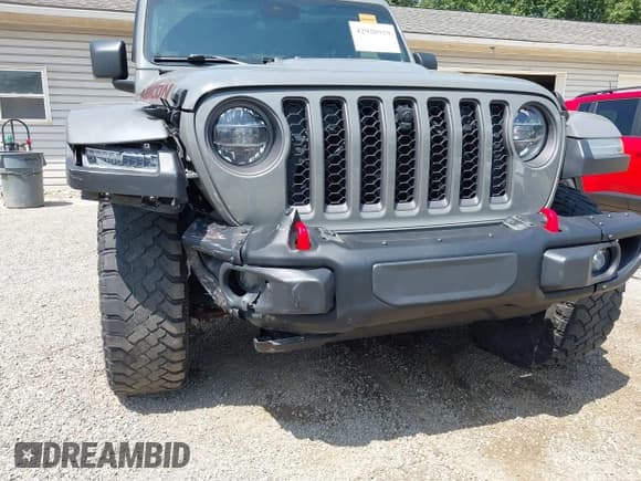 ✅ 2020 Jeep Gladiator Rubicon • VIN: 1C6JJTBG6LL211369 • Lot: 42928959. Listed on IAAI with 45,291 mi. Free auction sales archive from the USA and detailed vehicle history report at DreamBid. Image 6.