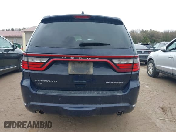 ✅ 2017 Dodge Durango Citadel • VIN: 1C4RDJEG7HC935355 • Lot: 42163160. Listed on IAAI with 141,559 mi. Free auction sales archive from the USA and detailed vehicle history report at DreamBid. Image 16.