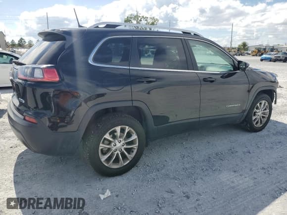 ✅ 2019 Jeep Cherokee Latitude • VIN: 1C4PJLCB5KD264451 • Lot: 56658295. Wystawiony na Copart z przebiegiem 104 715 mil. Bezpłatny archiwum sprzedaży aukcyjnych z USA i szczegółowy raport historii pojazdu na DreamBid. Zdjęcie 3.