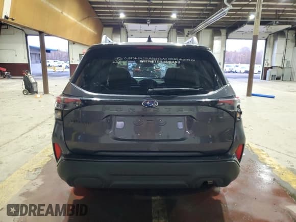 ✅ 2025 Subaru Forester Premium • VIN: JF2SLDBC1SH422489 • Lot: 92694555. Listed on Copart with 9,007 mi. Free auction sales archive from the USA and detailed vehicle history report at DreamBid. Image 6.