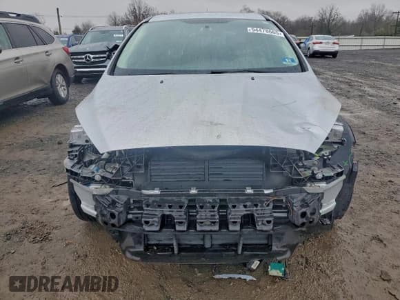 ✅ 2018 Ford Focus SEL • VIN: 1FADP3H24JL208392 • Lot: 94478665. Wystawiony na Copart z przebiegiem 112 369 mil. Bezpłatny archiwum sprzedaży aukcyjnych z USA i szczegółowy raport historii pojazdu na DreamBid. Zdjęcie 5.