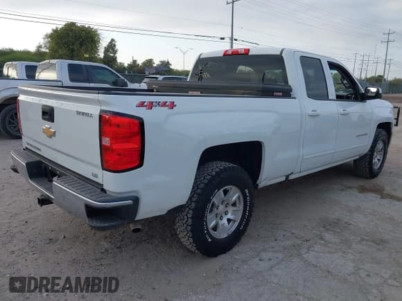 ✅ 2019 Chevrolet Silverado 1500 LT • VIN: 2GCVKPEC2K1205418 • Lot: 43473730. Wystawiony na IAAI z przebiegiem 109 609 mil. Bezpłatny archiwum sprzedaży aukcyjnych z USA i szczegółowy raport historii pojazdu na DreamBid. Zdjęcie 4.