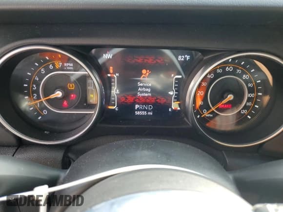 ✅ 2020 Jeep Wrangler Unlimited Sahara Altitude • VIN: 1C4HJXEG2LW252672 • Lot: 44195175. Listed on Copart with 58,555 mi. Free auction sales archive from the USA and detailed vehicle history report at DreamBid. Image 9.