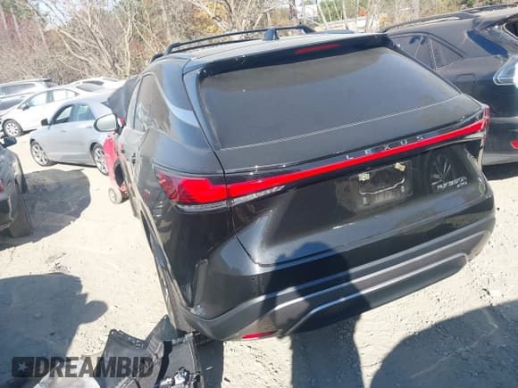 ✅ 2024 Lexus RX 350h Luxury • VIN: 2T2BBMCA0RC062138 • Лот: 43712555. Опубликован ранее на IAAI с пробегом 17 128 миль. Бесплатный доступ к архиву аукционных продаж из США и подробный отчёт об истории автомобиля на DreamBid. Изображение 3.