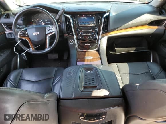 ✅ 2015 Cadillac Escalade Premium • VIN: 1GYS4NKJ9FR502603 • Lot: 82506135. Wystawiony na Copart z przebiegiem 97 794 mil. Bezpłatny archiwum sprzedaży aukcyjnych z USA i szczegółowy raport historii pojazdu na DreamBid. Zdjęcie 8.