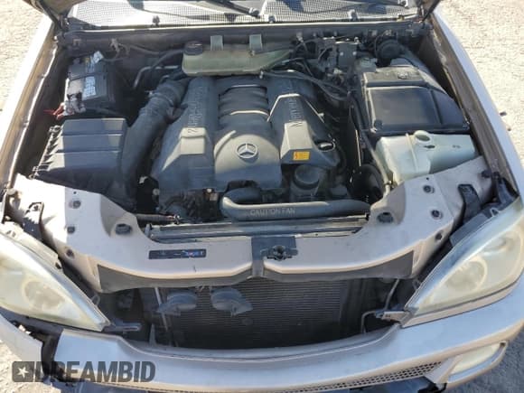 ✅ 2004 Mercedes-Benz M 500 • VIN: 4JGAB75E64A488281 • Lot: 77031744. Wystawiony na Copart z przebiegiem 128 699 mil. Bezpłatny archiwum sprzedaży aukcyjnych z USA i szczegółowy raport historii pojazdu na DreamBid. Zdjęcie 11.