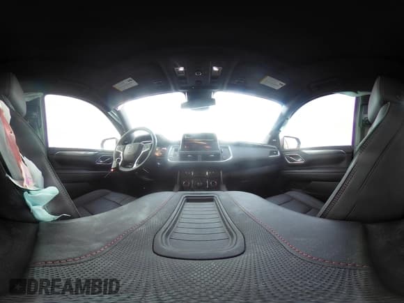 ✅ 2024 Chevrolet Tahoe RST • VIN: 1GNSCRKD7RR409245 • Lot: 42133470. Wystawiony na IAAI z przebiegiem 11 051 mil. Bezpłatny archiwum sprzedaży aukcyjnych z USA i szczegółowy raport historii pojazdu na DreamBid. Zdjęcie 20.