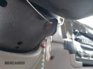 ✅ 2000 Chevrolet S-10 LS • VIN: 1GCCS19W2YK287006 • Лот: 42814156. Опубликован ранее на IAAI с пробегом 216 912 миль. Бесплатный доступ к архиву аукционных продаж из США и подробный отчёт об истории автомобиля на DreamBid. Изображение 11.