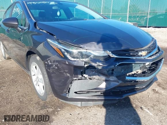 ✅ 2017 Chevrolet Cruze LT • VIN: 1G1BE5SM7H7139223 • Lot: 43503406. Listed on IAAI with 88,487 mi. Free auction sales archive from the USA and detailed vehicle history report at DreamBid. Image 6.