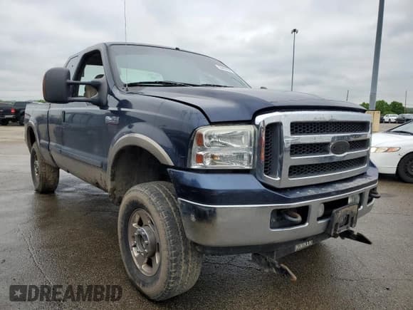 ✅ 2005 Ford F-250 XL • VIN: 1FTSX215X5EB13975 • Lot: 55459085. Listed on Copart with Not provided. Free auction sales archive from the USA and detailed vehicle history report at DreamBid. Image 4.