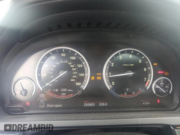 ✅ 2013 BMW 7 Series 750Li xDrive • VIN: WBAYF8C54DDE59165 • Lot: 70009505. Wystawiony na Copart z przebiegiem 230 903 mil. Bezpłatny archiwum sprzedaży aukcyjnych z USA i szczegółowy raport historii pojazdu na DreamBid. Zdjęcie 9.