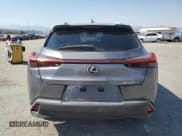 ✅ 2021 Lexus UX 200 • VIN: JTHX3JBH4M2041402 • Лот: 64621655. Опубликован ранее на Copart с пробегом 15 881 миль. Бесплатный доступ к архиву аукционных продаж из США и подробный отчёт об истории автомобиля на DreamBid. Изображение 6.