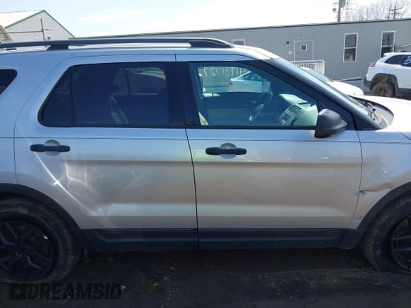 ✅ 2014 Ford Explorer • VIN: 1FM5K8B89EGA12174 • Лот: 41931727. Опубликован ранее на IAAI с пробегом 181 125 миль. Бесплатный доступ к архиву аукционных продаж из США и подробный отчёт об истории автомобиля на DreamBid. Изображение 13.