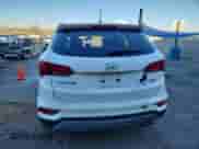 2018 Hyundai Santa Fe 2.4L z VIN 5NMZTDLB4JH088572, wystawiony jako Copart lot #90405795 z przebiegiem 151 539 mil mil oraz Czysty tytuł • Clean title. Historia ofert i sprzedaży dostępna na DreamBid. Obrazek 6.