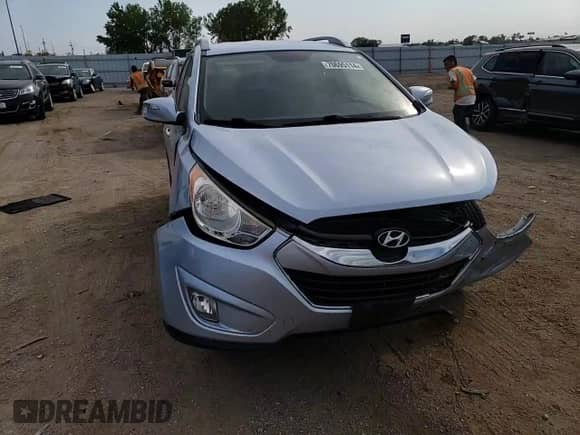 2011 Hyundai Tucson Limited z VIN KM8JU3AC3BU127903, wystawiony jako Copart lot #70695114 z przebiegiem 130 796 mil mil oraz Szkoda całkowita • Salvage title. Historia ofert i sprzedaży dostępna na DreamBid. Obrazek 11.