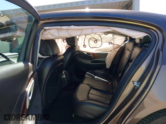 ✅ 2011 Buick LaCrosse CXL • VIN: 1G4GC5GD1BF249544 • Lot: 43389029. Wystawiony na IAAI z przebiegiem 115 568 mil. Bezpłatny archiwum sprzedaży aukcyjnych z USA i szczegółowy raport historii pojazdu na DreamBid. Zdjęcie 8.