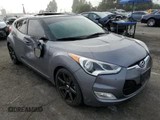 ✅ 2016 Hyundai Veloster • VIN: KMHTC6AD9GU260582 • Lot: 71878294. Listed on Copart with 83,155 mi. Free auction sales archive from the USA and detailed vehicle history report at DreamBid. Image 4.