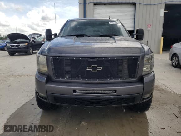 ✅ 2007 Chevrolet Silverado 2500HD 1LT • VIN: 1GCHK23657F557051 • Лот: 63984665. Опубликован ранее на Copart с пробегом Не указан. Бесплатный доступ к архиву аукционных продаж из США и подробный отчёт об истории автомобиля на DreamBid. Изображение 5.