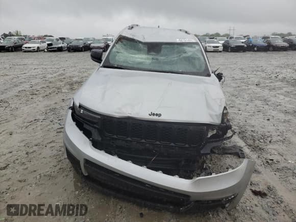 ✅ 2023 Jeep Grand Cherokee Altitude • VIN: 1C4RJKAG7P8808787 • Lot: 52151485. Listed on Copart with 40,057 mi. Free auction sales archive from the USA and detailed vehicle history report at DreamBid. Image 5.