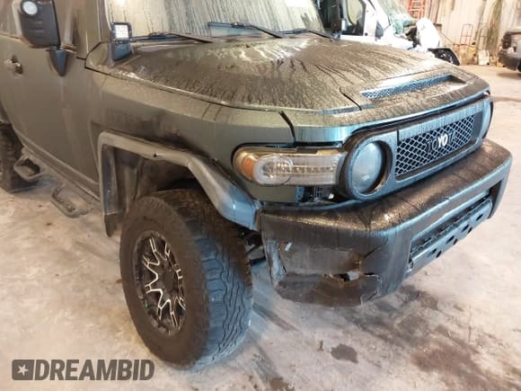 ✅ 2007 Toyota FJ Cruiser • VIN: JTEBU11F870040144 • Lot: 43545723. Listed on IAAI with 219,450 mi. Free auction sales archive from the USA and detailed vehicle history report at DreamBid. Image 6.