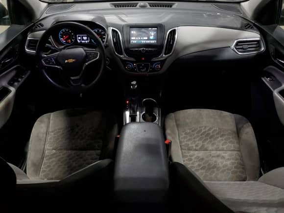 2018 Chevrolet Equinox LS с VIN 2GNAXREV9J6227986, выставлен на аукционе Copart как лот 89443525 с пробегом 98 497 миль миль и Чистый • Clean title. История ставок и продаж доступна на DreamBid. Изображение 8.