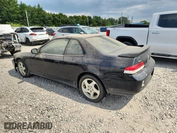 ✅ 2001 Honda Prelude • VIN: JHMBB62421C005561 • Лот: 67238815. Опубликован ранее на Copart с пробегом 153 738 миль. Бесплатный доступ к архиву аукционных продаж из США и подробный отчёт об истории автомобиля на DreamBid. Изображение 2.