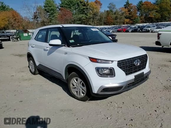✅ 2022 Hyundai Venue SE • VIN: KMHRB8A39NU141508 • Lot: 75725404. Listed on Copart with 32,838 mi. Free auction sales archive from the USA and detailed vehicle history report at DreamBid. Image 12.