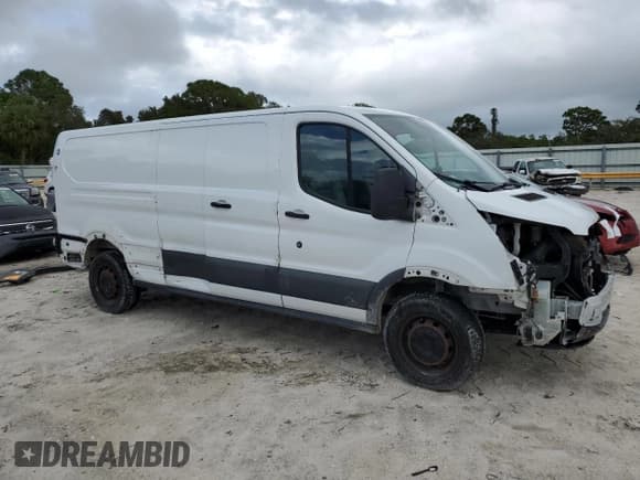 ✅ 2016 Ford Transit Cargo • VIN: 1FTYE9ZM7GKB44688 • Лот: 85258874. Опубликован ранее на Copart с пробегом 105 119 миль. Бесплатный доступ к архиву аукционных продаж из США и подробный отчёт об истории автомобиля на DreamBid. Изображение 4.