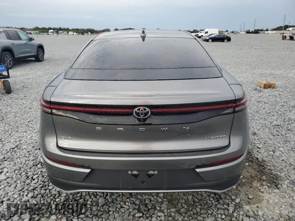 ✅ 2023 Toyota Crown XLE • VIN: JTDAAAAF5P3006976 • Lot: 91082285. Listed on Copart with 56,900 mi. Free auction sales archive from the USA and detailed vehicle history report at DreamBid. Image 6.