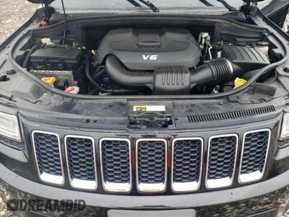 ✅ 2014 Jeep Grand Cherokee Overland • VIN: 1C4RJFCGXEC417387 • Lot: 67218515. Listed on Copart with 183,674 mi. Free auction sales archive from the USA and detailed vehicle history report at DreamBid. Image 11.
