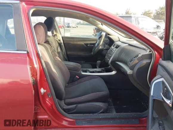 ✅ 2013 Nissan Altima SV • VIN: 1N4AL3AP8DC279877 • Lot: 43577921. Wystawiony na IAAI z przebiegiem 188 130 mil. Bezpłatny archiwum sprzedaży aukcyjnych z USA i szczegółowy raport historii pojazdu na DreamBid. Zdjęcie 5.