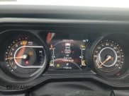 ✅ 2025 Jeep Wrangler Sahara • VIN: 1C4PJXEN0SW592086 • Лот: 59791885. Опубликован ранее на Copart с пробегом 1 124 миль. Бесплатный доступ к архиву аукционных продаж из США и подробный отчёт об истории автомобиля на DreamBid. Изображение 9.