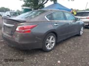 ✅ 2014 Nissan Altima SV • VIN: 1N4AL3APXEC128721 • Lot: 42839370. Listed on IAAI with 134,234 mi. Free auction sales archive from the USA and detailed vehicle history report at DreamBid. Image 4.
