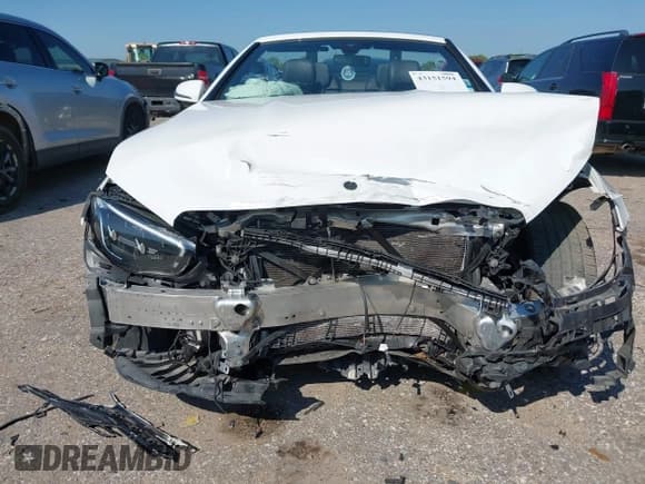 ✅ 2021 Mercedes-Benz E 450 • VIN: W1K1K5JB3MF159017 • Lot: 43151594. Wystawiony na IAAI z przebiegiem 48 580 mil. Bezpłatny archiwum sprzedaży aukcyjnych z USA i szczegółowy raport historii pojazdu na DreamBid. Zdjęcie 6.