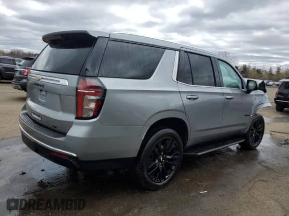 2024 Chevrolet Tahoe LT z VIN 1GNSKNKD4RR165517, wystawiony jako Copart lot #53190525 z przebiegiem 16 968 mil mil oraz Szkoda całkowita • Salvage title. Historia ofert i sprzedaży dostępna na DreamBid. Obrazek 3.