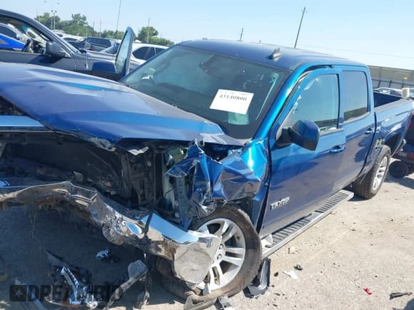 ✅ 2018 Chevrolet Silverado 1500 LT • VIN: 3GCPCREC7JG356648 • Lot: 43140800. Wystawiony na IAAI z przebiegiem Nie podano. Bezpłatny archiwum sprzedaży aukcyjnych z USA i szczegółowy raport historii pojazdu na DreamBid. Zdjęcie 2.